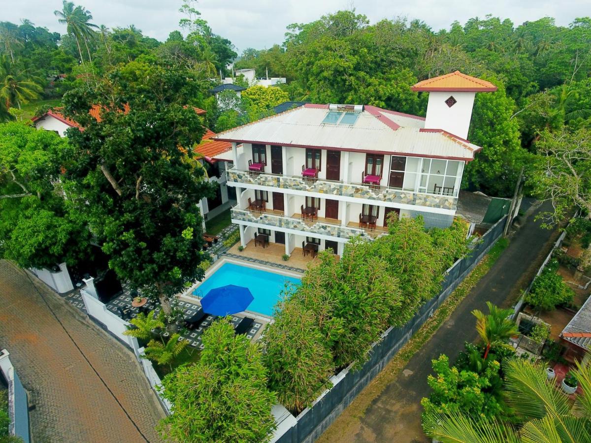 Villa De White Sambur Hikkaduwa Exterior photo